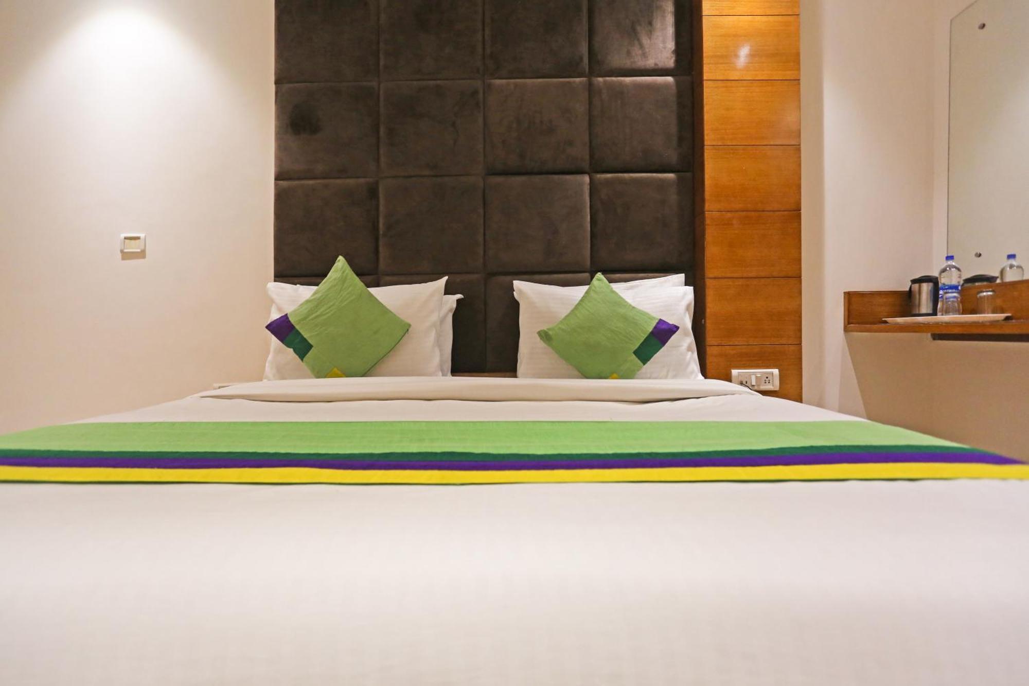 Hotel Fortuner, Karol Bagh, New Delhi Luaran gambar