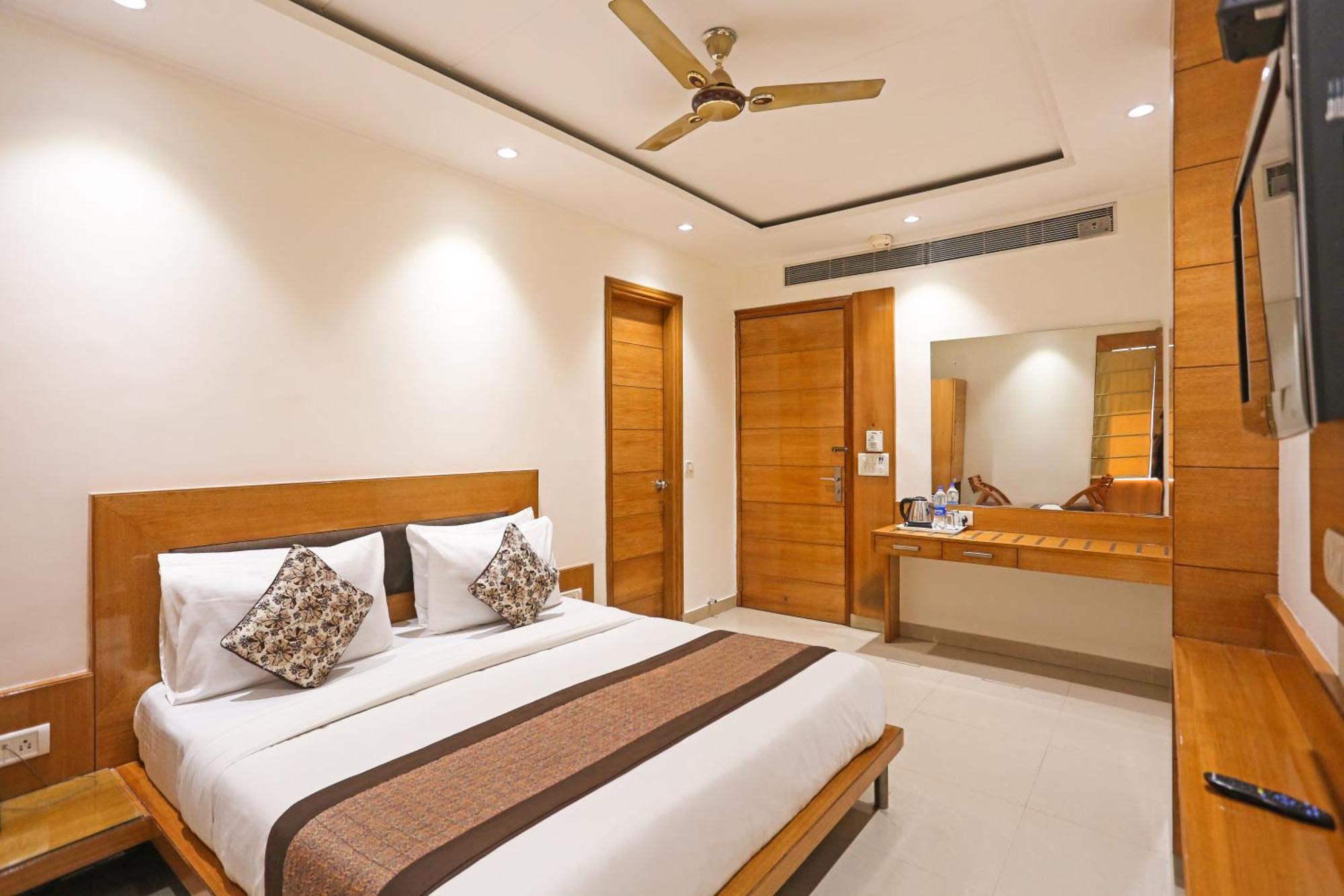Hotel Fortuner, Karol Bagh, New Delhi Luaran gambar