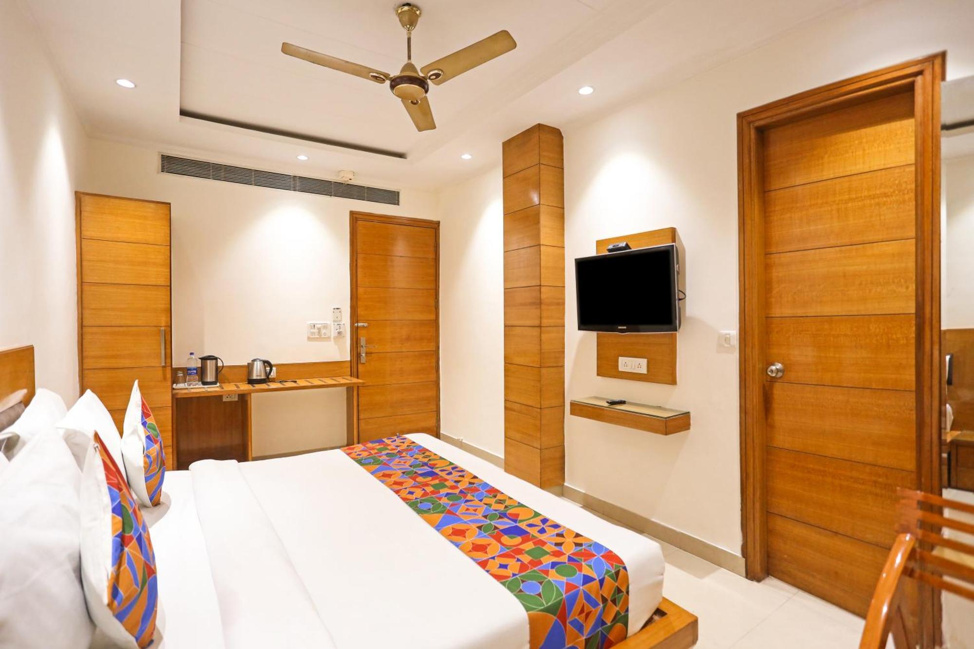 Hotel Fortuner, Karol Bagh, New Delhi Luaran gambar